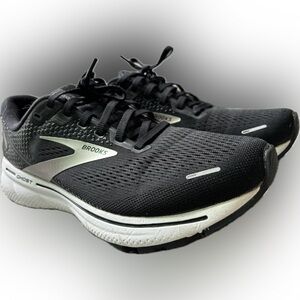 Brooks ghost 14. USA size 9.5.